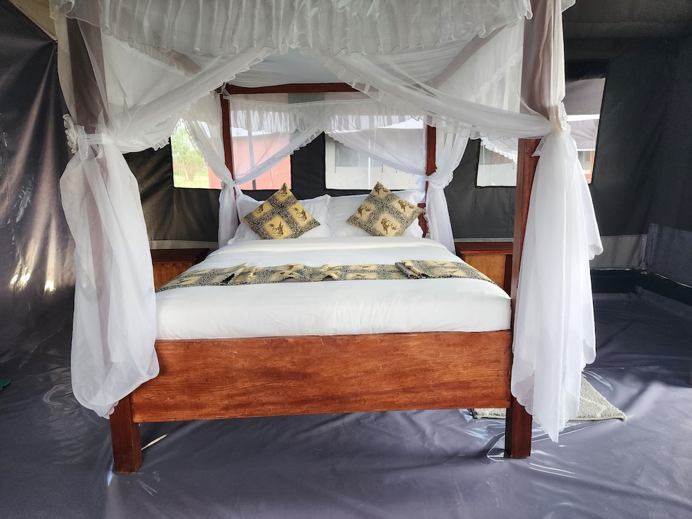 Endeem Mara Resort