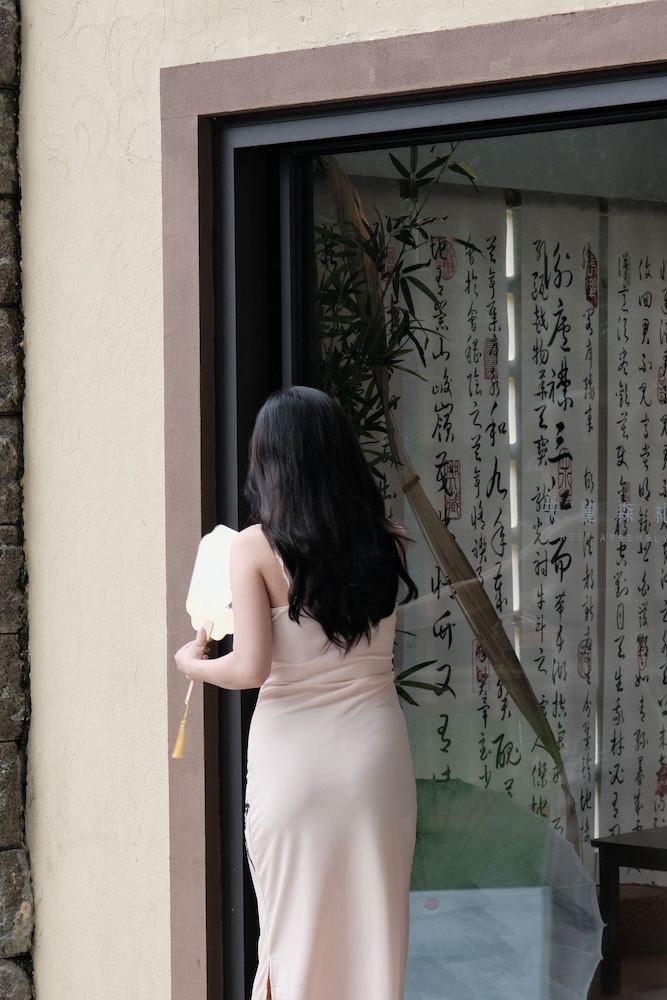 Miyue Shenzhen Tianlu Secret Wild Wizard Holiday Hotel