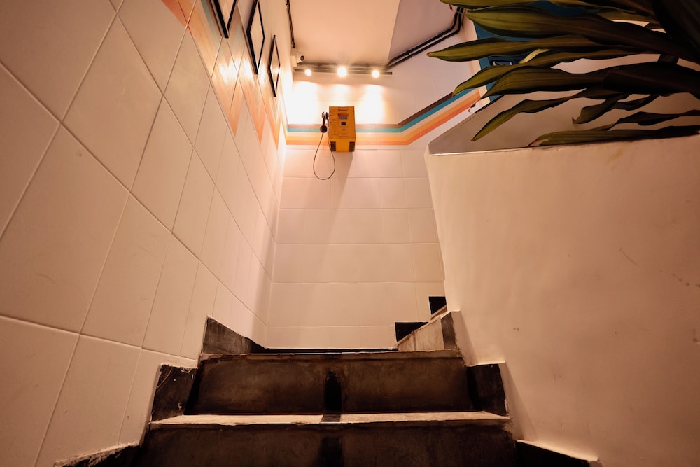 Locomo Hostel Mini - 9 mins from airport