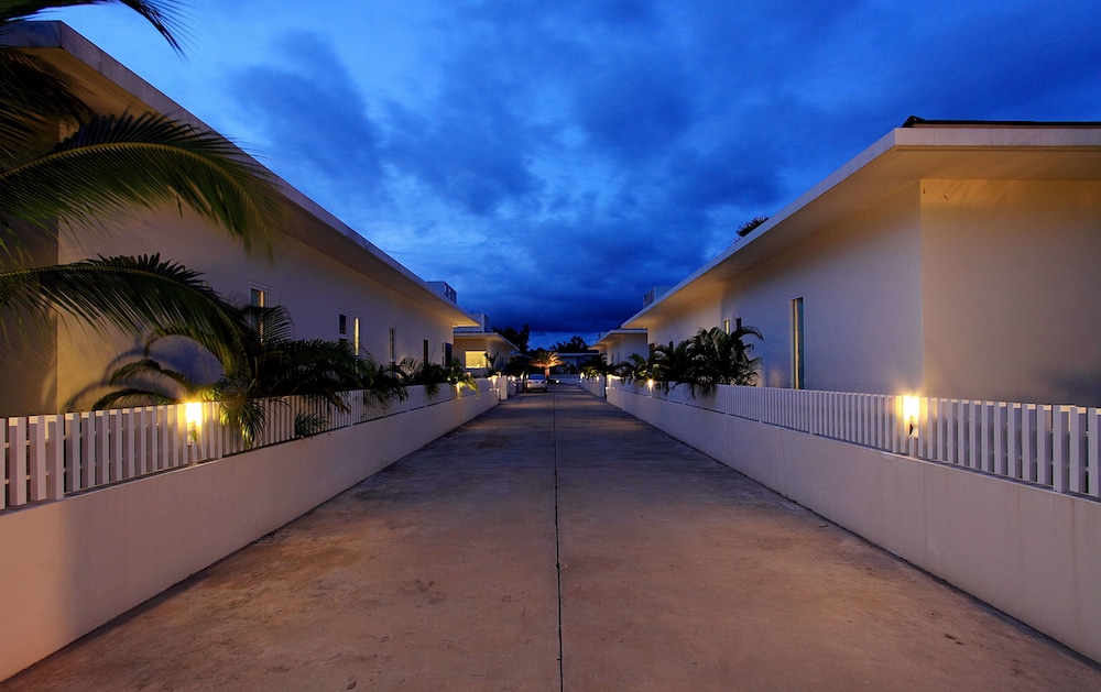 Phuket Lagoon Pool Villa