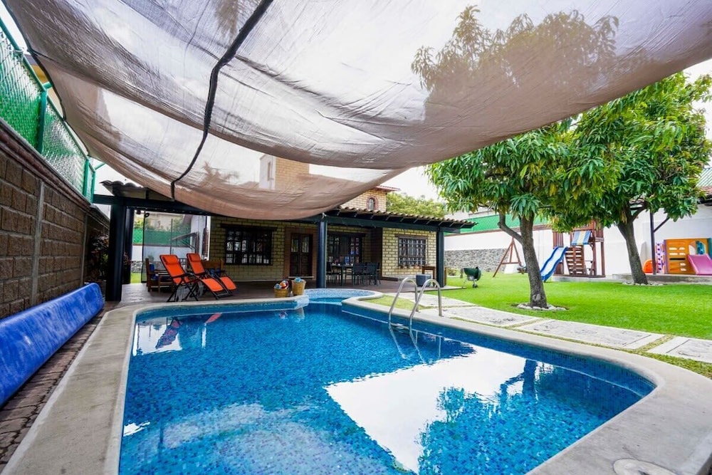 Family house in Oaxtepec Pool & Hot tub