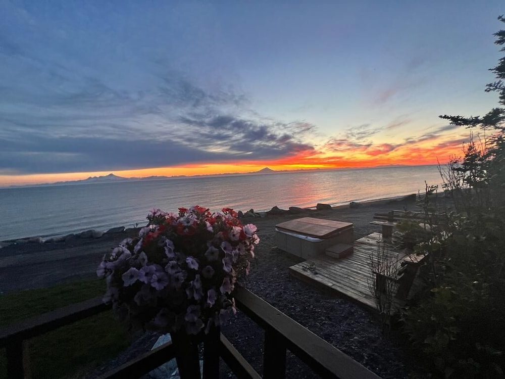 King Halibut Lodge - Property Image 19