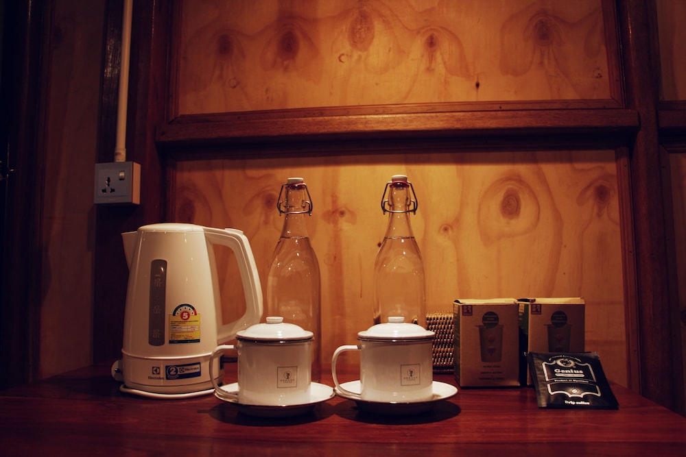 Demoso Lodge - Hostel