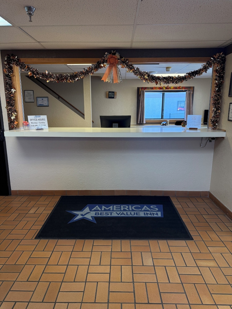 Americas Best Value Inn Torrington view 2