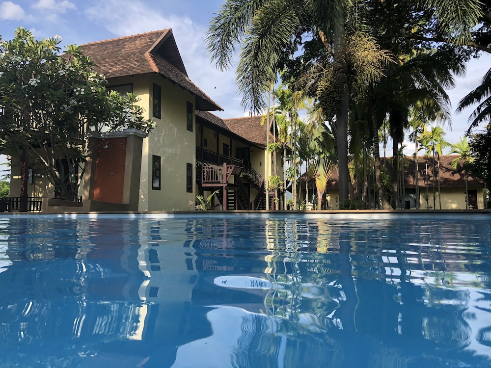 Suwannatara Resort