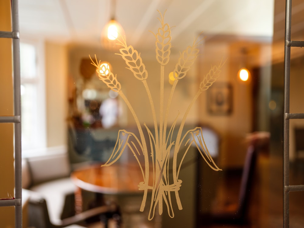 The Wheatsheaf