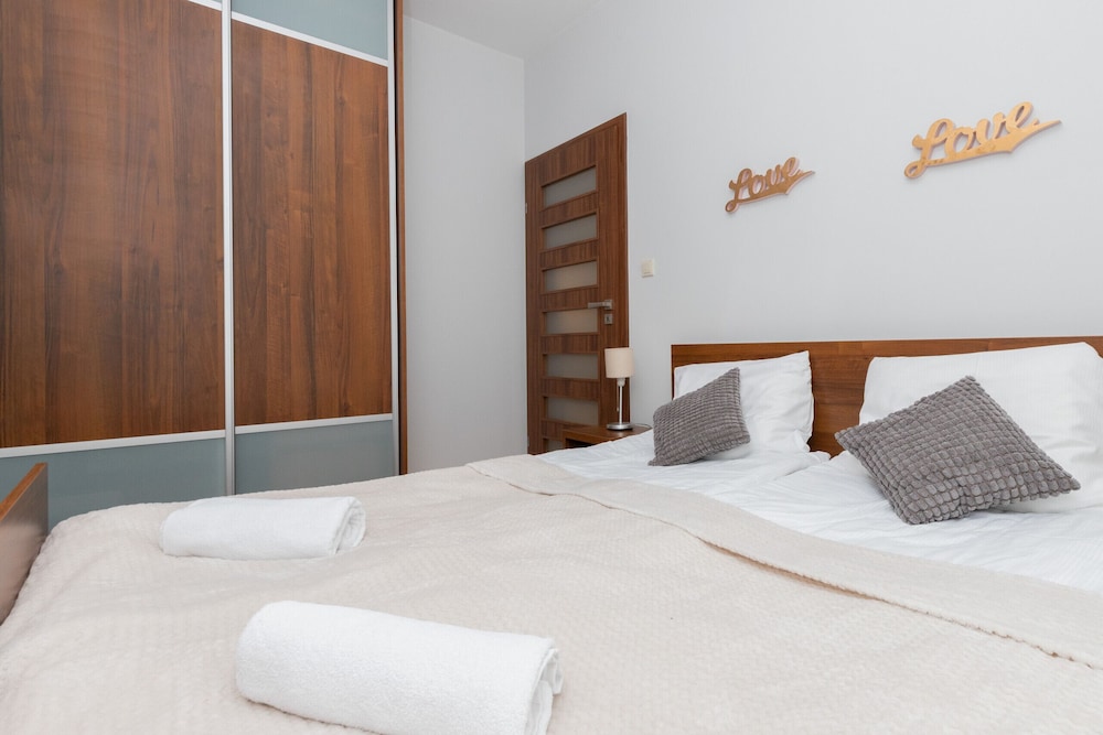 4 Pory Roku Jastrzębia Góra by Renters