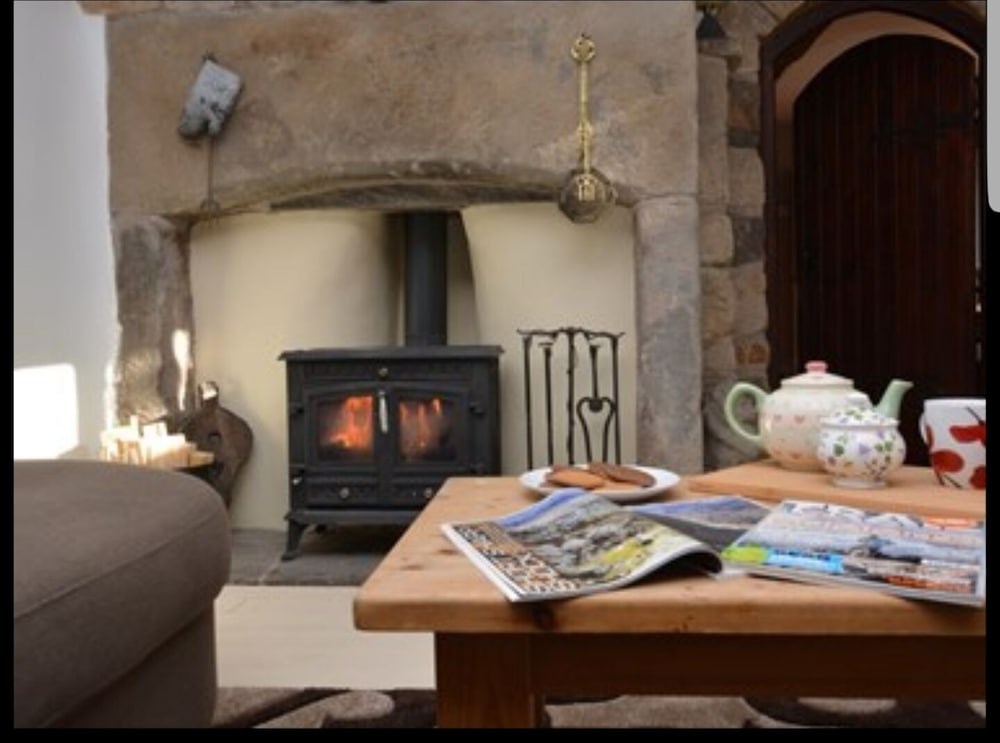 Greave Farm Todmorden Tranquil Cottage Retreat view 4