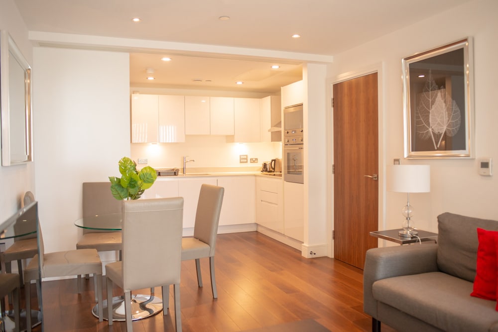 MySquare Apartments Canary Wharf