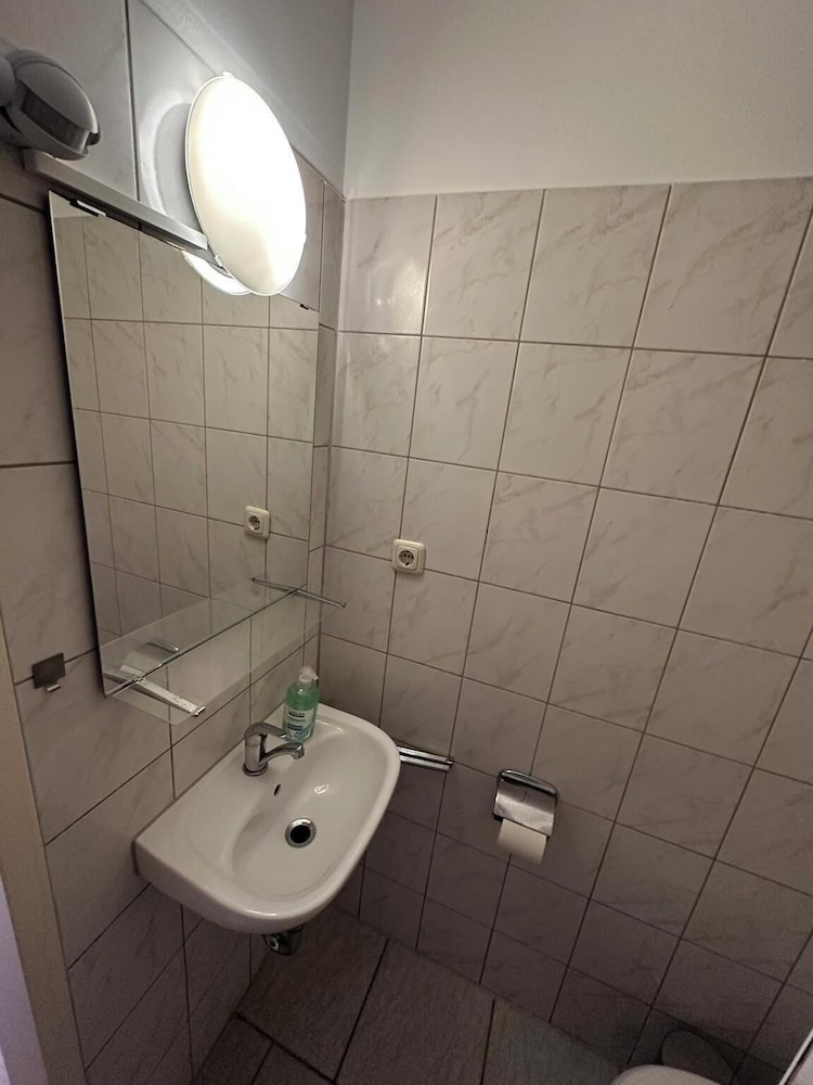 2-Rent Group Hostel Apartments HAN53