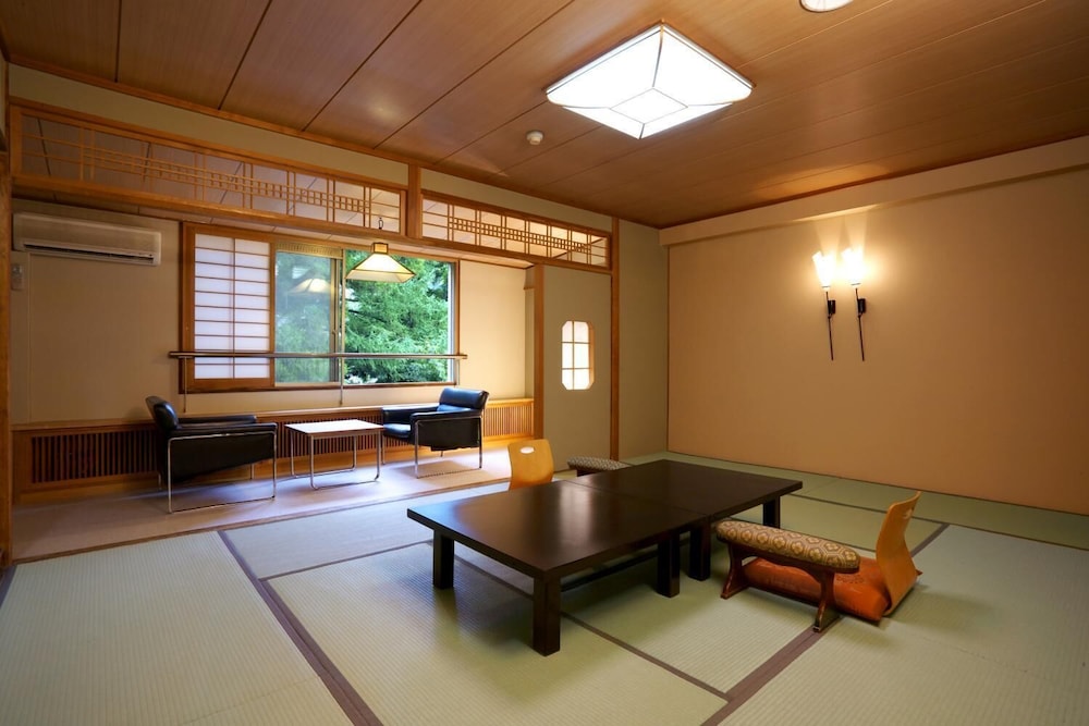 Tsukagoshiyashichibee