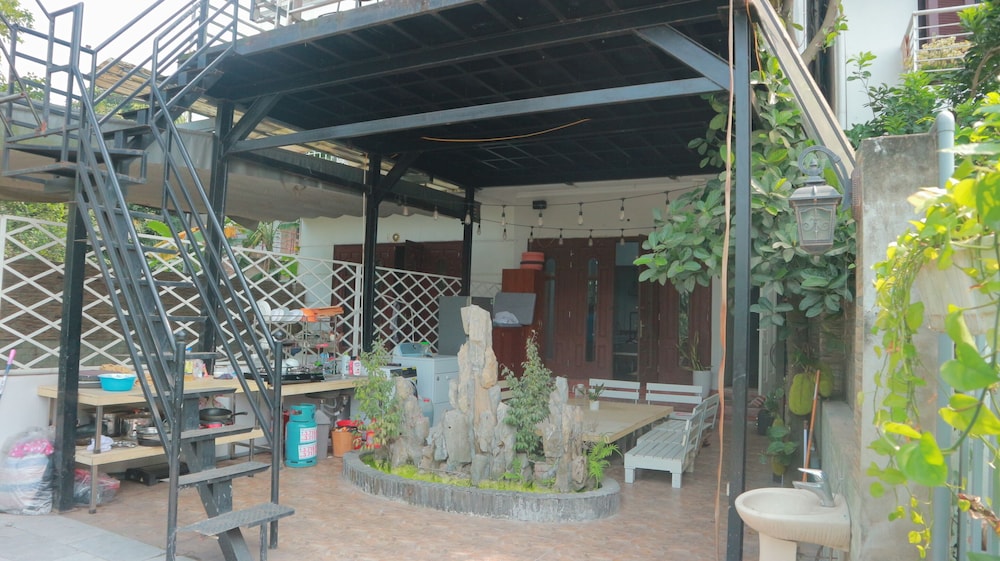 Em Am Homestay - West Lake
