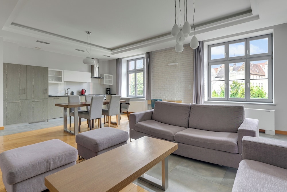 Tobiasza Residence by Grand Apartments