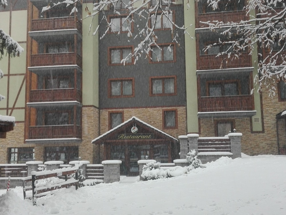 Photo 12
