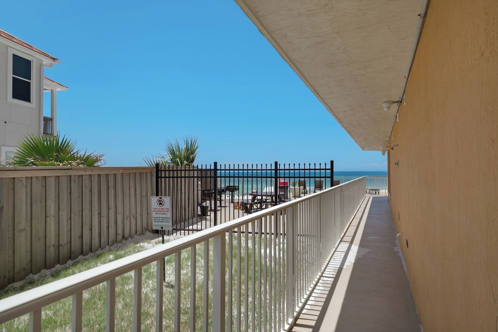 Treasure Island 0101