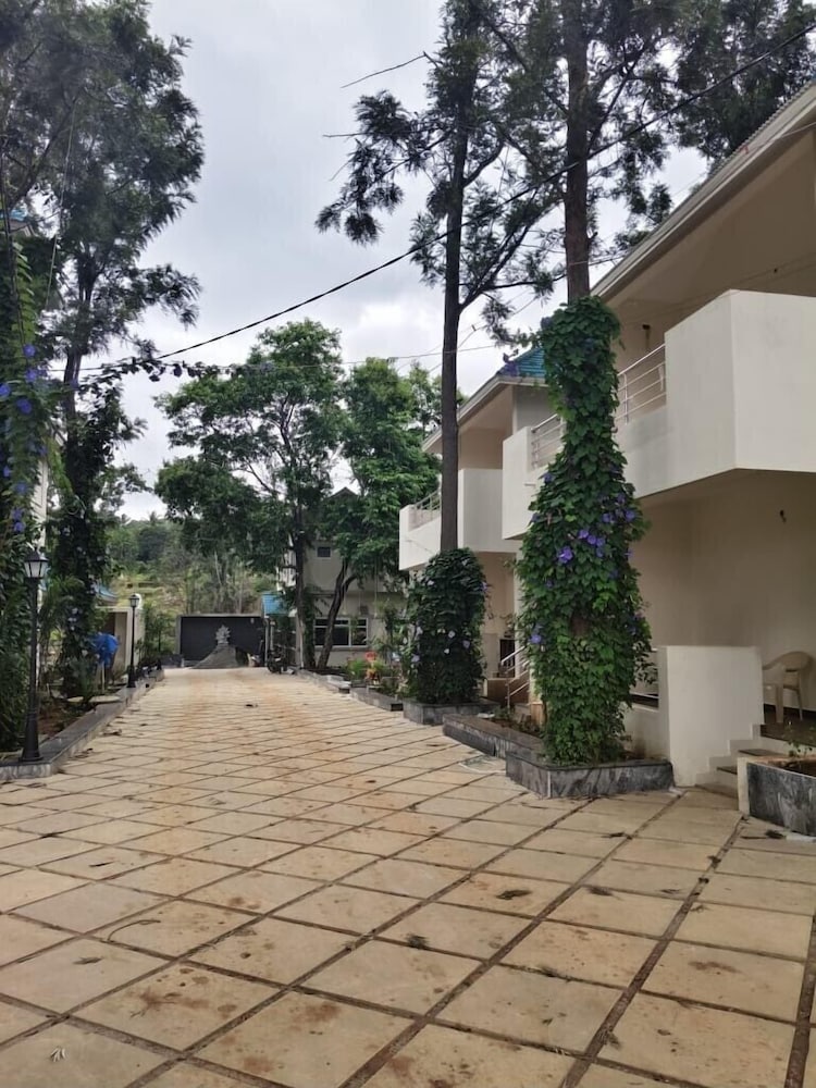 MSB Silver Spring Resort