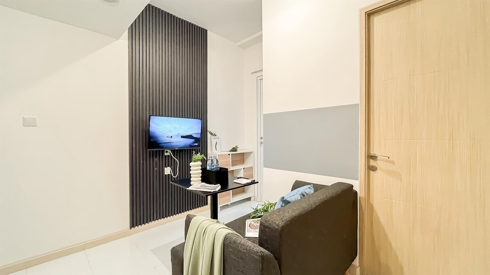 Modern 2Br Apartment Near Tokyo Hub At Tokyo Riverside Pik 2