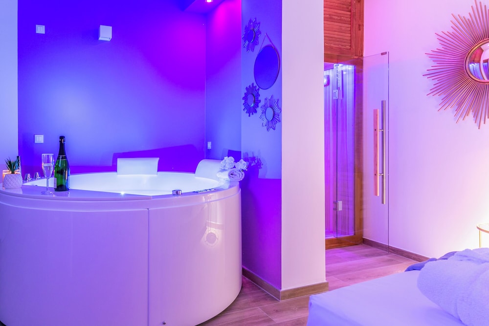 4 Star Suite SPA