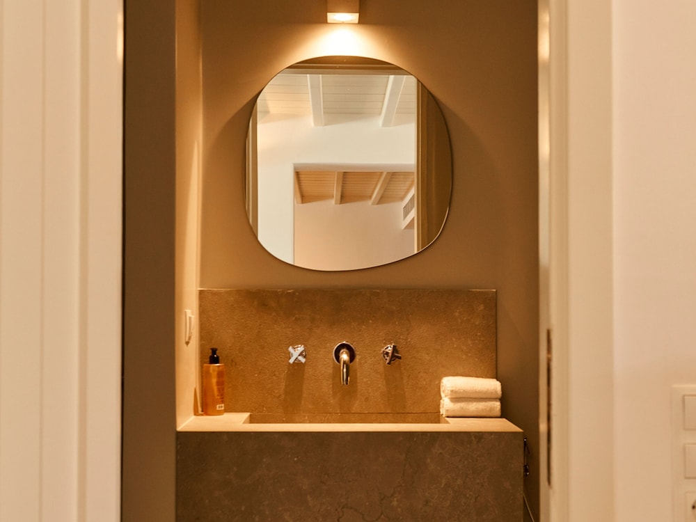 Kounoupas Complex by Mykonos Rocks