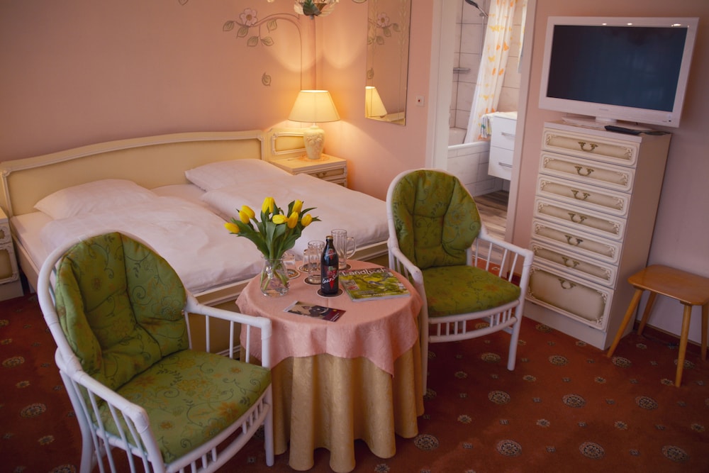 Hotel Garni Regina view 4