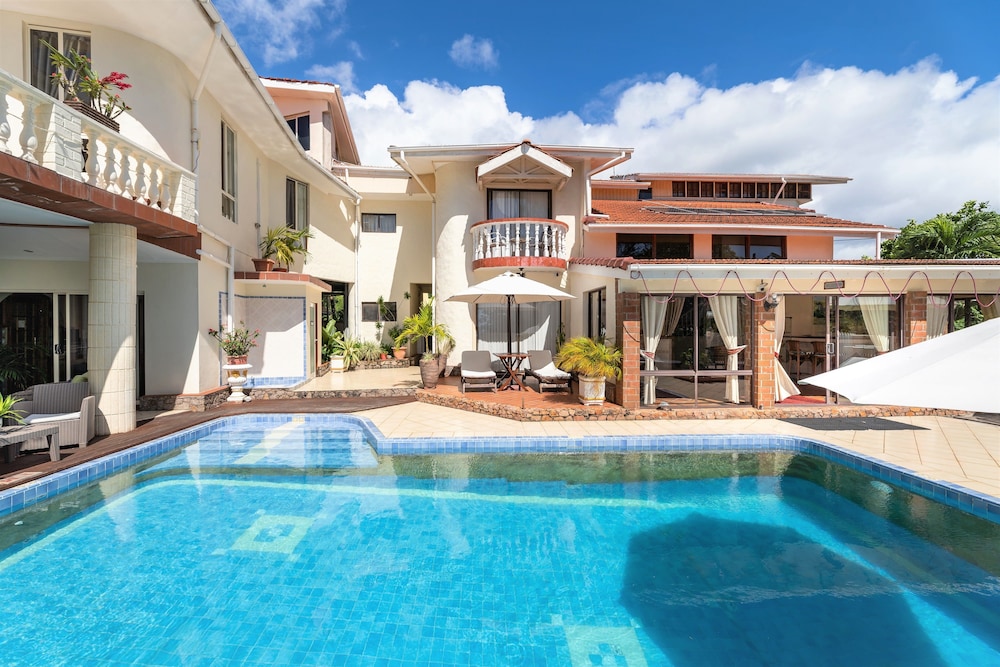 Carana Hilltop Villa