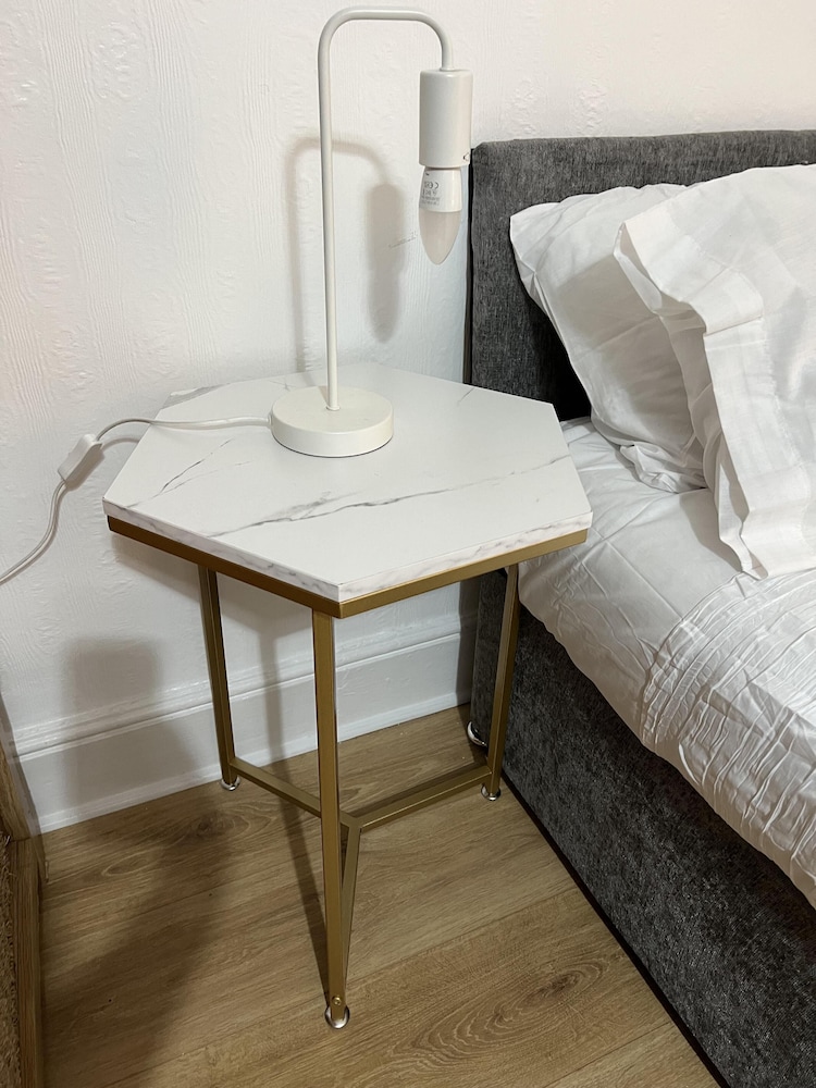 Apartment in Leicester- Doublebed-citycentre-wifi view 4