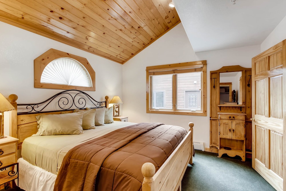 Estes Park Condos - Property Image 272