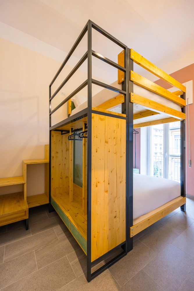 Central Station Housing - Apartment 2 by Wonderful Italy