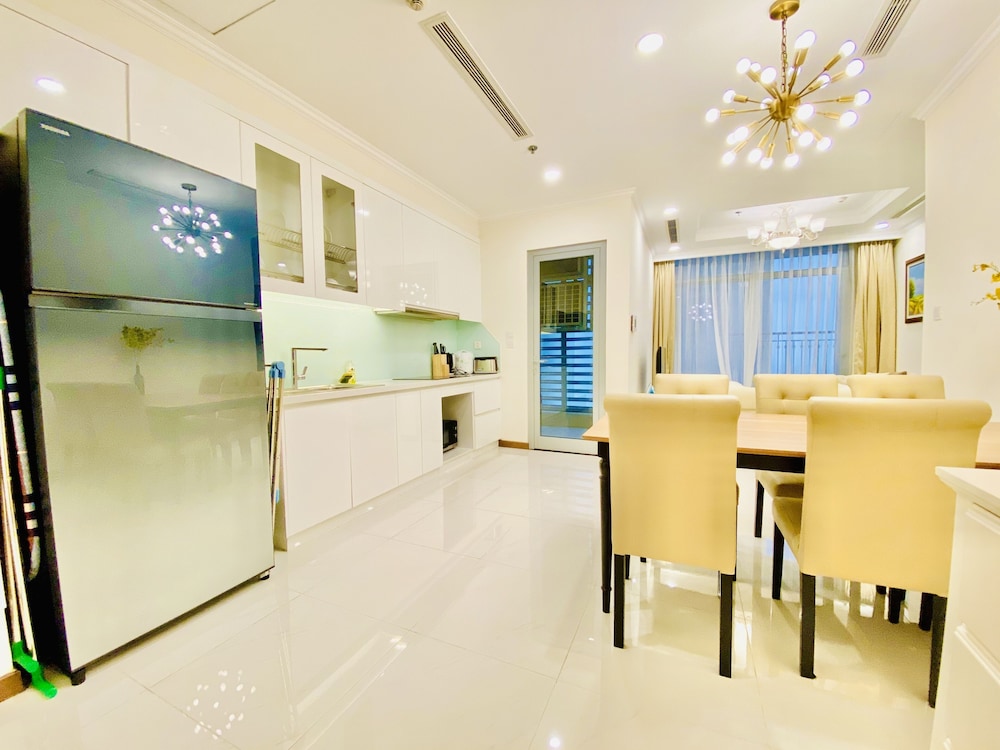 Wow! Homes by Christine - Vinhomes Luxury