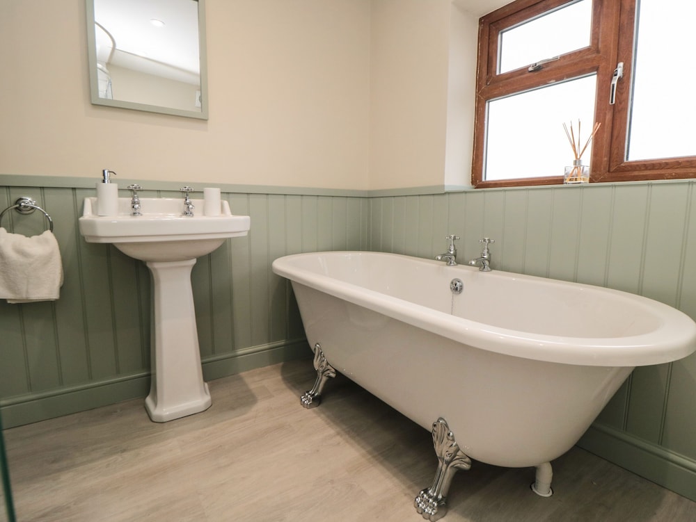 Eskside Cottage
