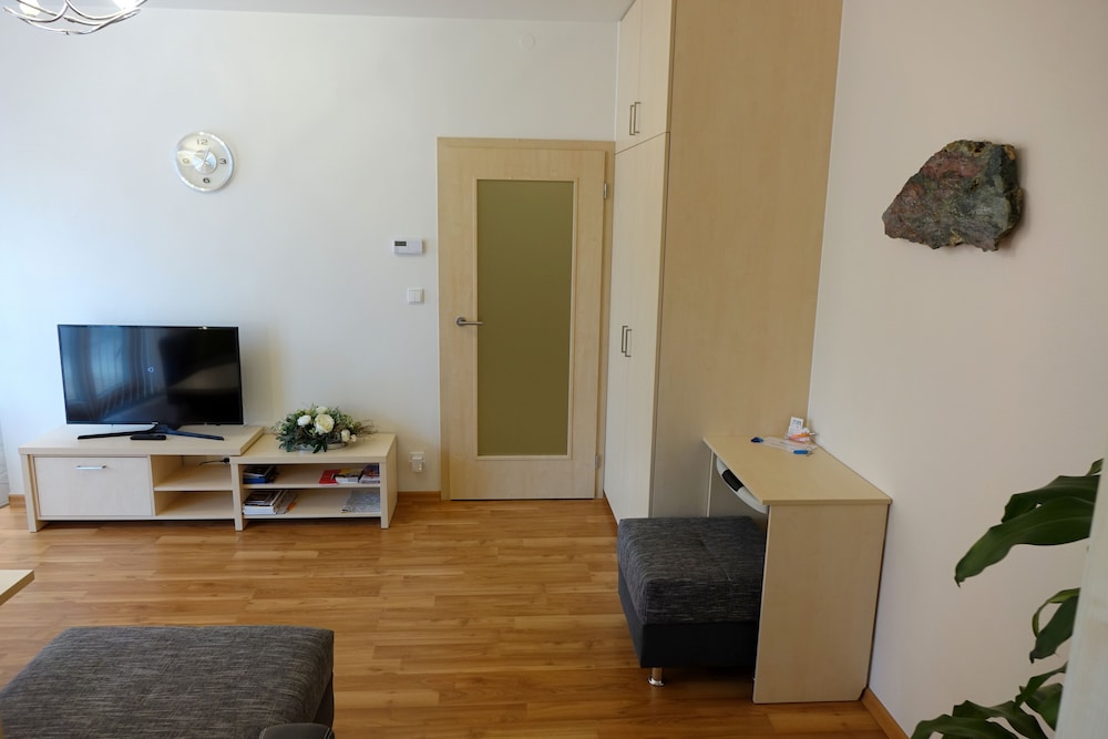 EEL Brno apartments