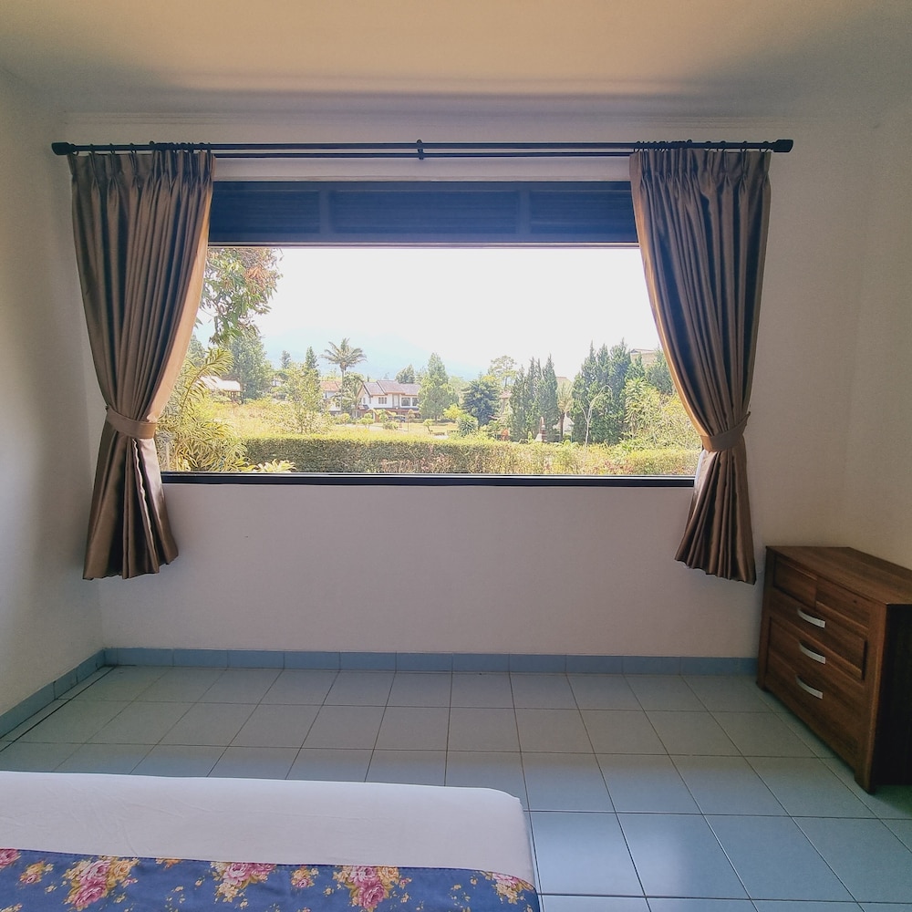 Villa ChavaMinerva Bata - Ciater