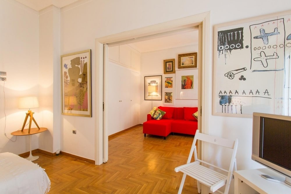A Cozy Apt in Kolonaki of Athens photo 1