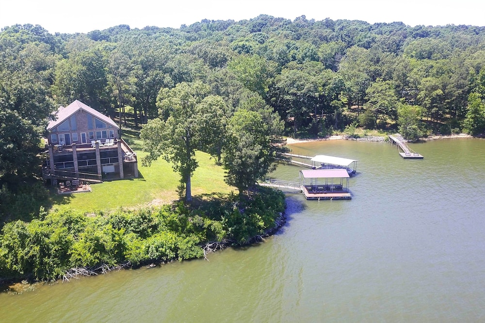 3,000 Sq Ft A-frame Home on Kentucky Lake w/ Dock!