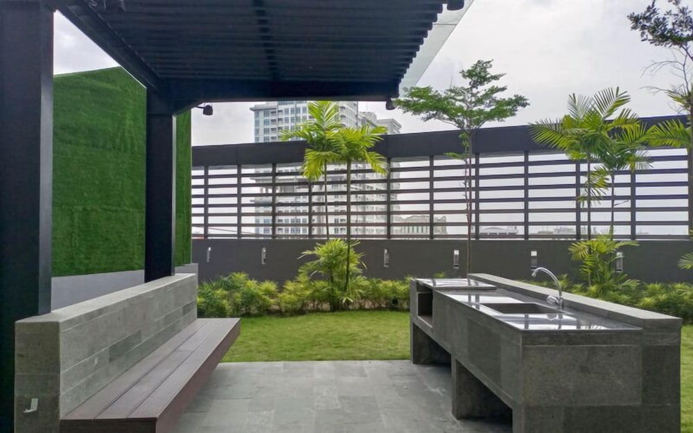 Comfort And Homey 2Br At Podomoro City Deli Medan Apartment