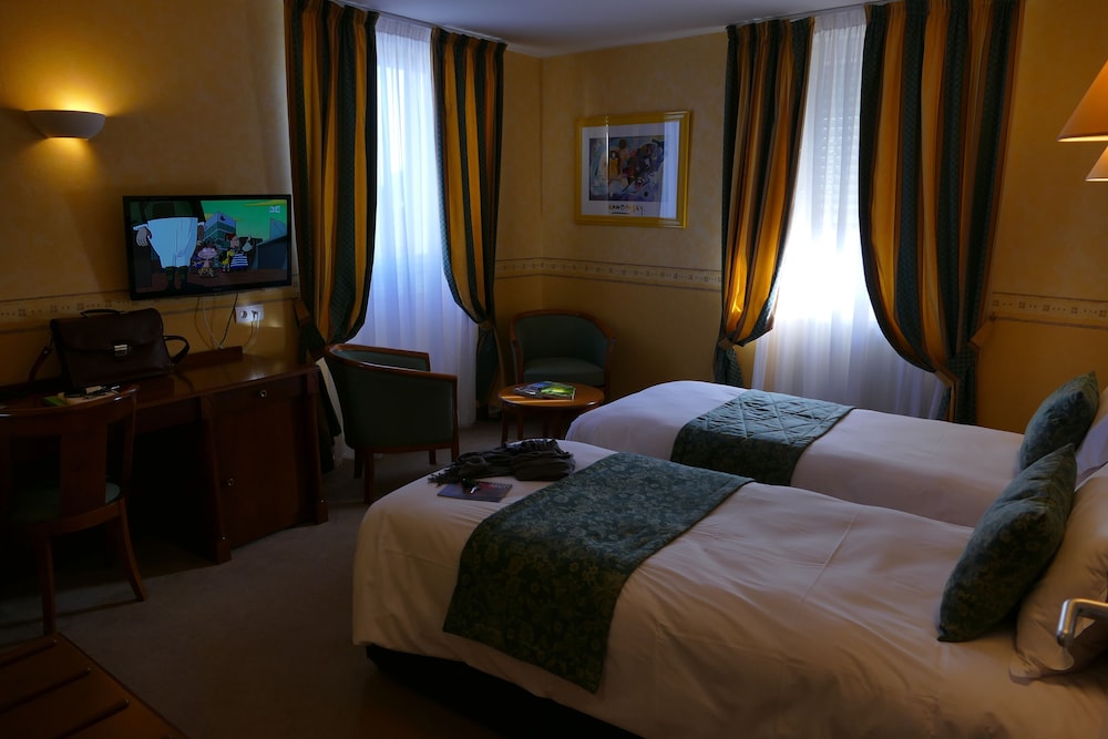 Le Champalud - Property Image 34