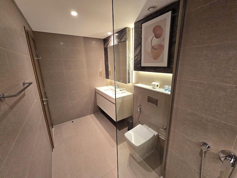 Royale Highend Burj and Fountain View