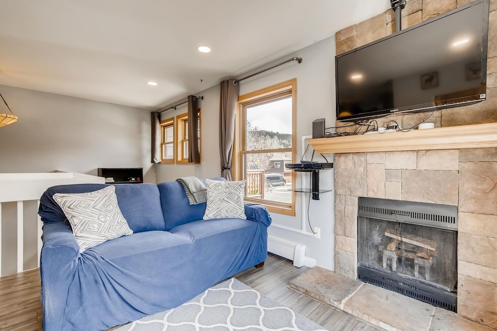 Summit County Vacations - Mount Royal Condos 501 2 Bedroom Condo by RedAwning - Property Image 19