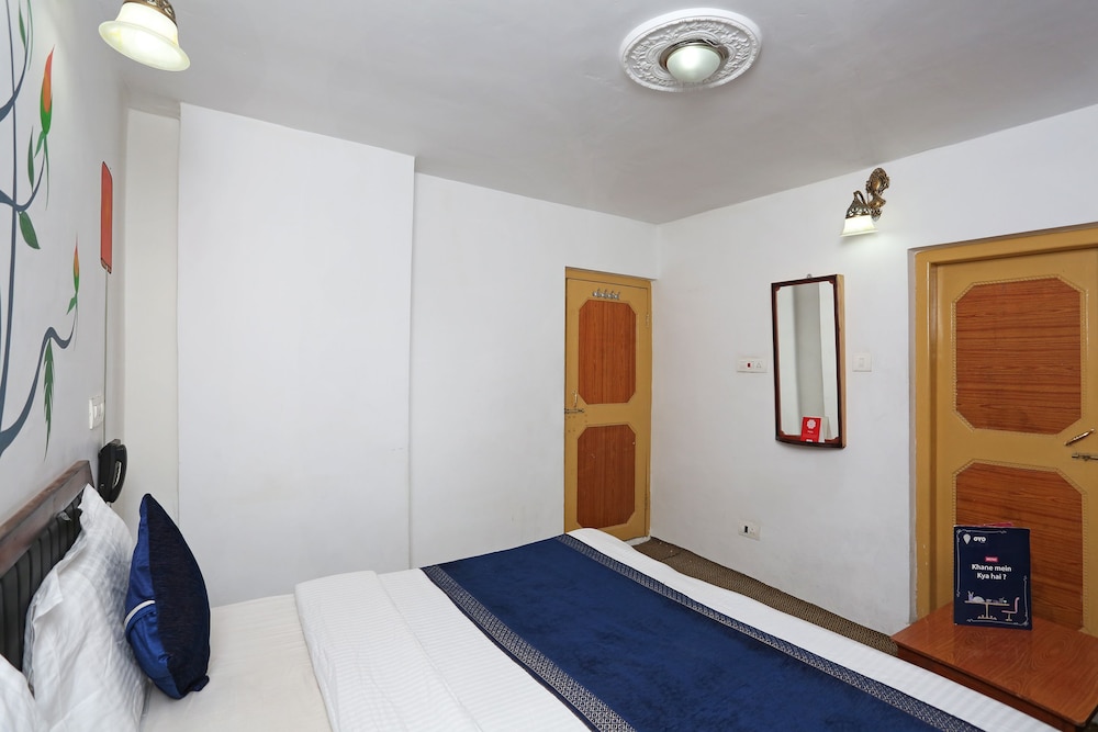 OYO 9083 Hotel Palace Pahalgam