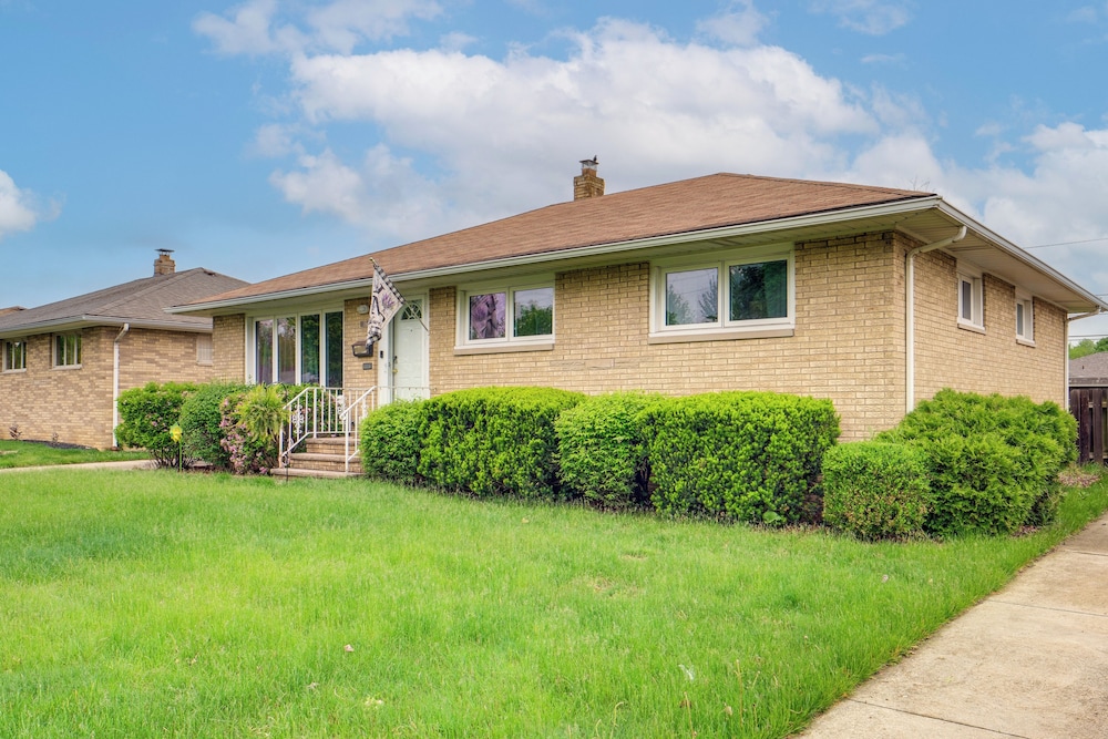 8 Mi to Cleveland: Family Home w/ Fenced Backyard!