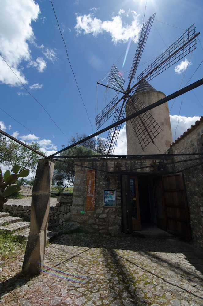 Embat alberg juvenil - Hostel