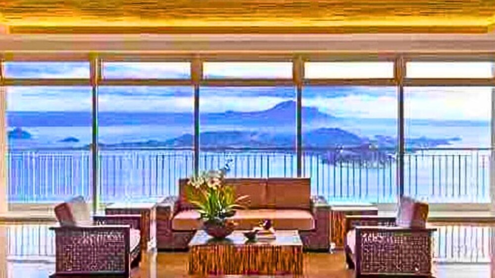 Need Place To Stay In TAGAYTAY. Book Now