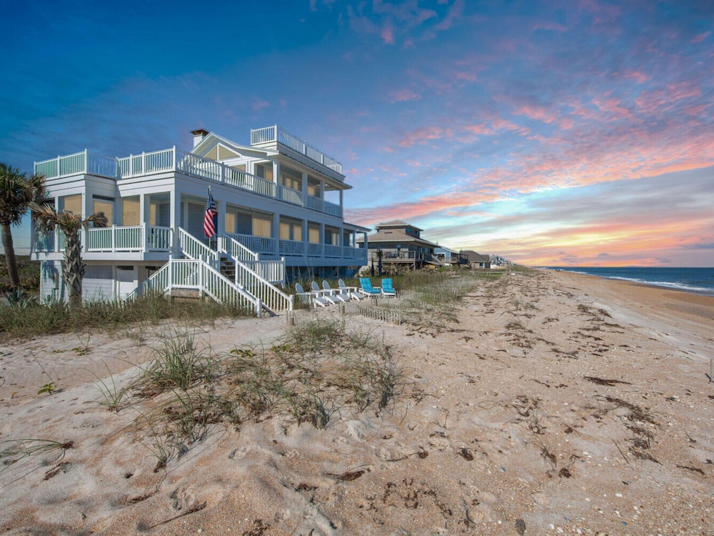 Ocean Paradise by Distinctive Beach Rentals