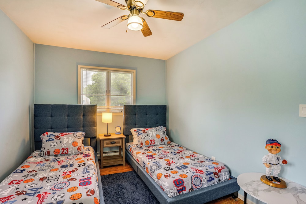 Family Home Near LIE & Blydenburgh Co Park