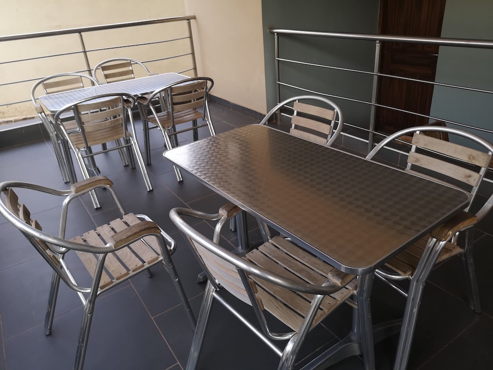 The Golden Apple Guest House