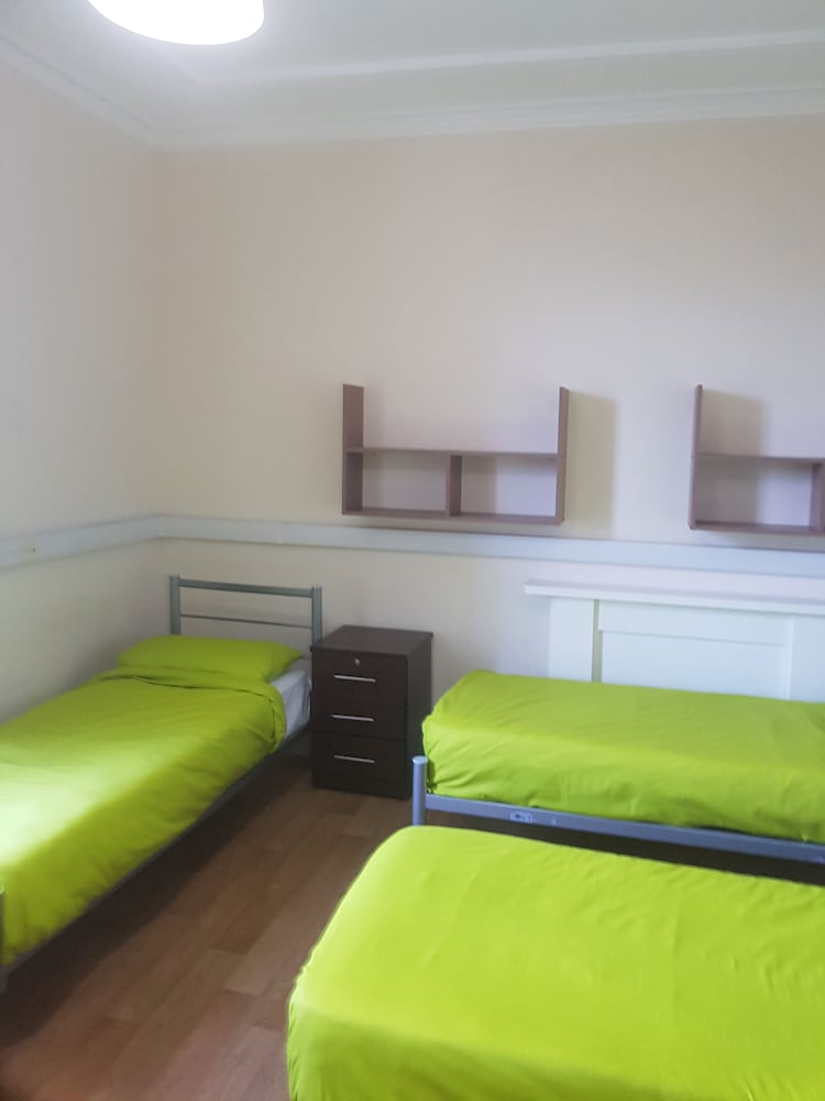 Holland House - Hostel
