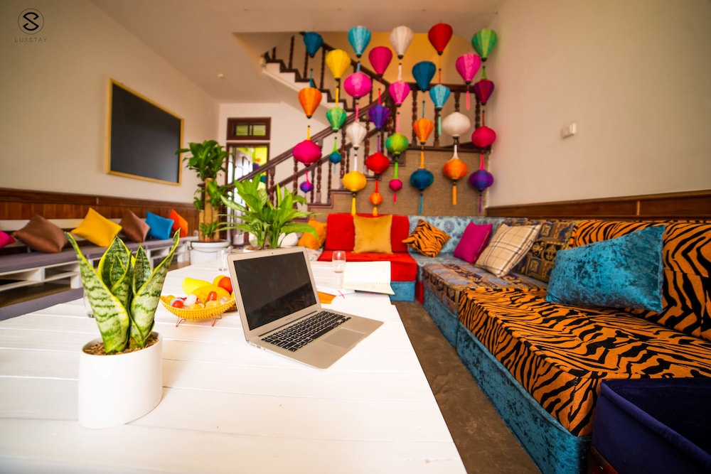 Em Am Homestay - West Lake