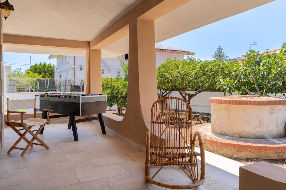 Villa Bali With Pool by Wonderful Italy