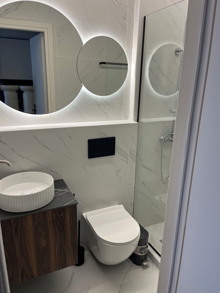 Shape Suites Athens