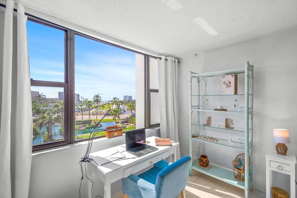 Harbor Towers Ocean View Escape